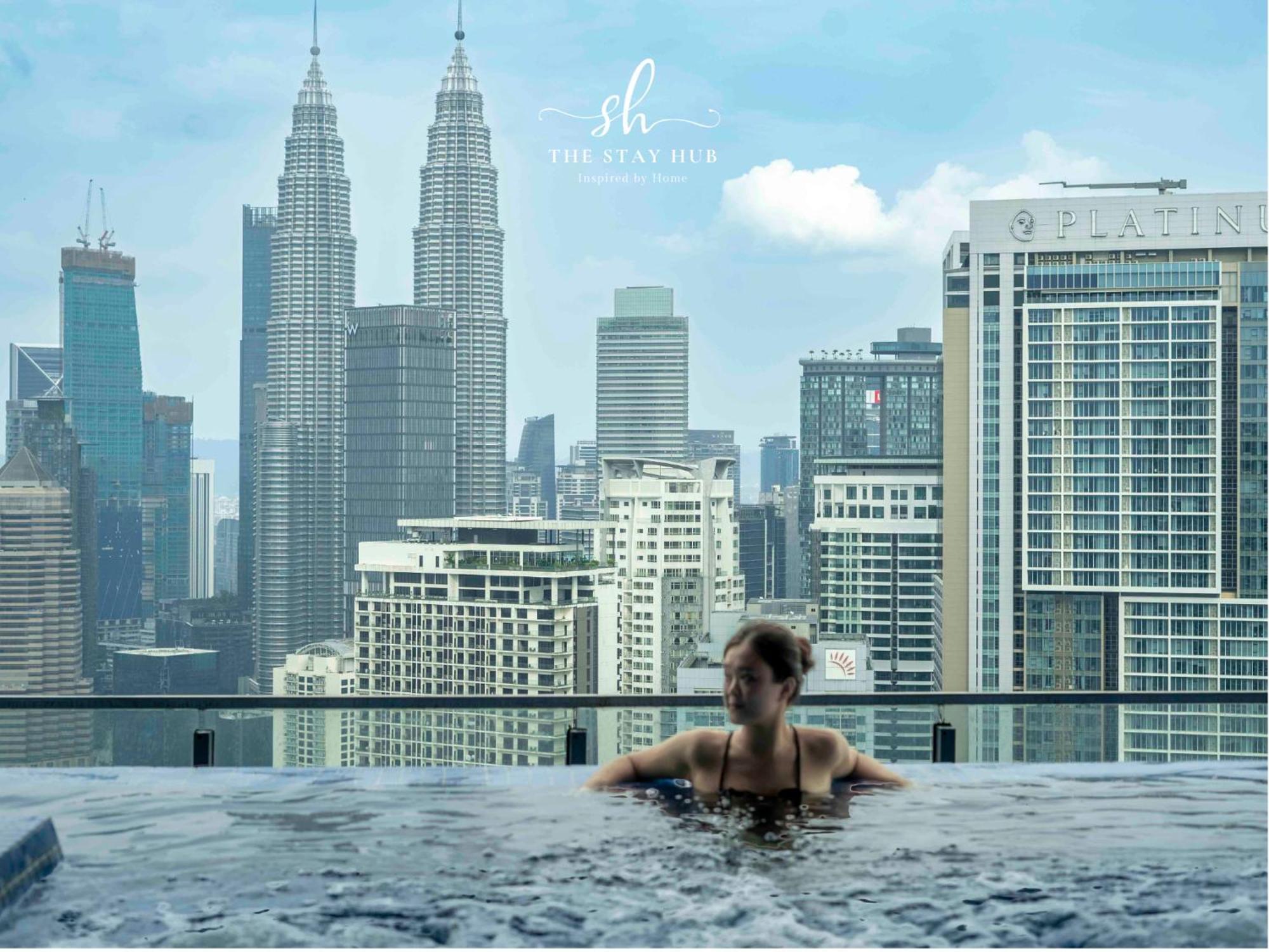 クアラルンプールThe Luxe Klcc View Sky Poolアパートメント エクステリア 写真