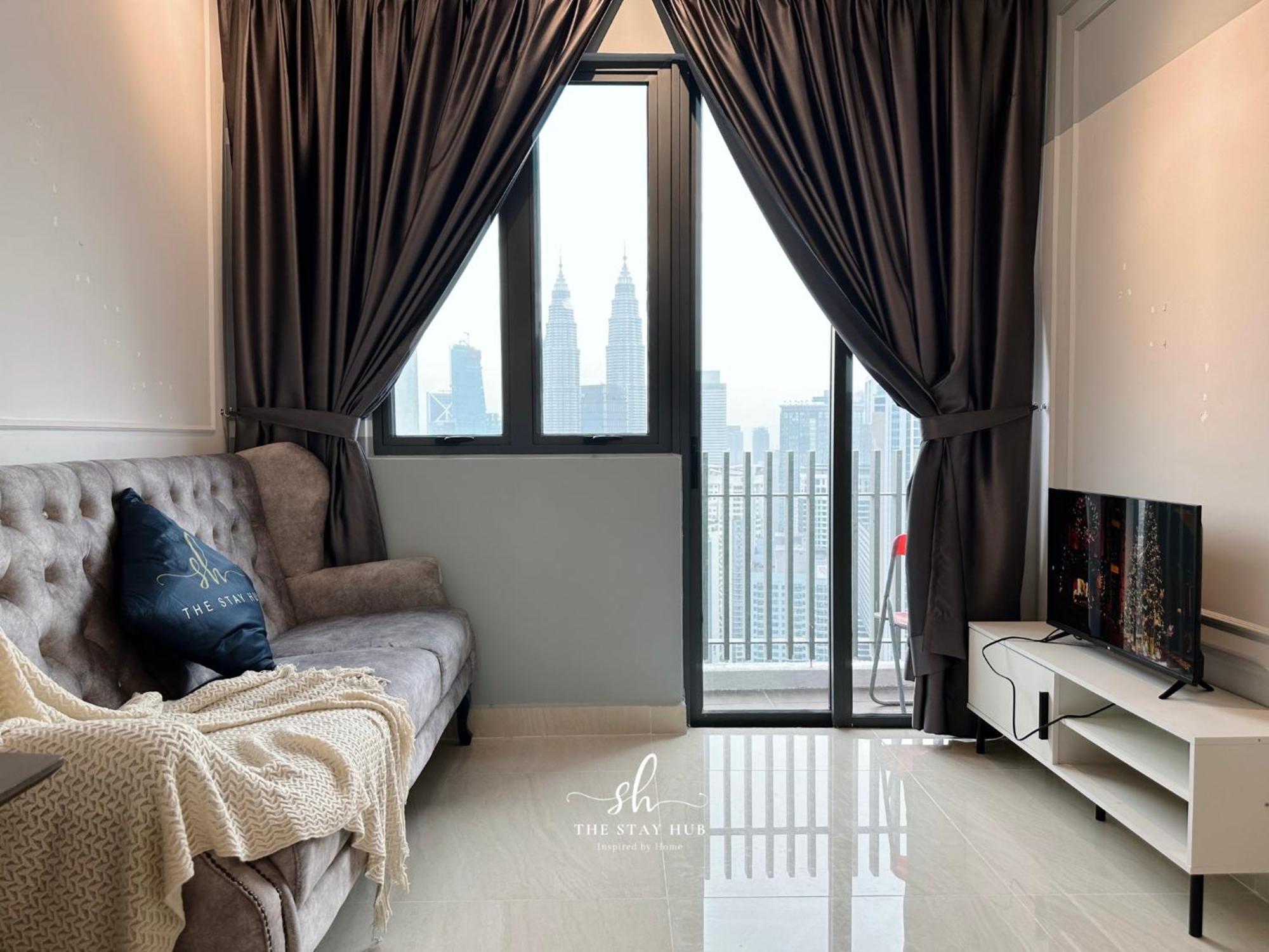 クアラルンプールThe Luxe Klcc View Sky Poolアパートメント エクステリア 写真