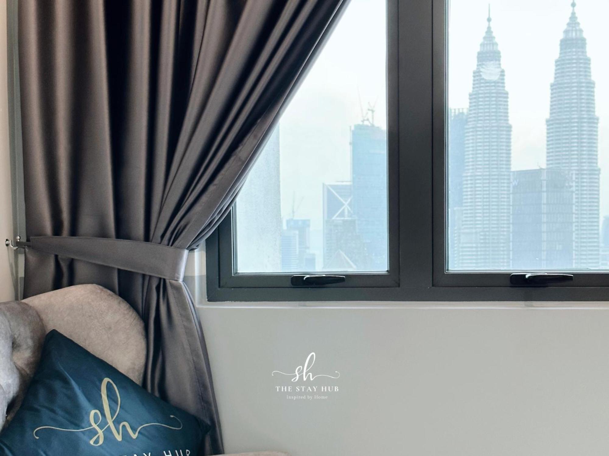 クアラルンプールThe Luxe Klcc View Sky Poolアパートメント エクステリア 写真