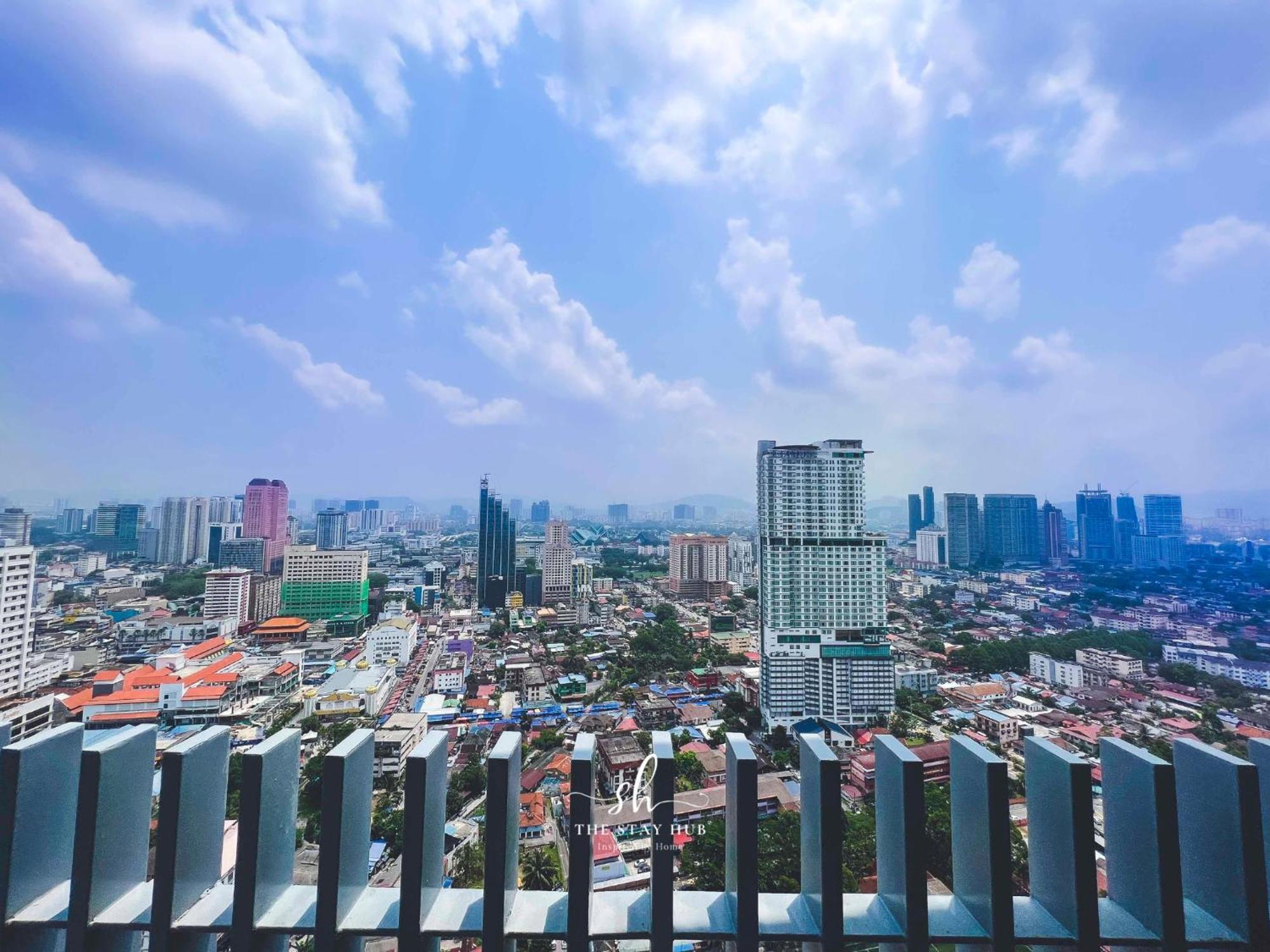 クアラルンプールThe Luxe Klcc View Sky Poolアパートメント エクステリア 写真