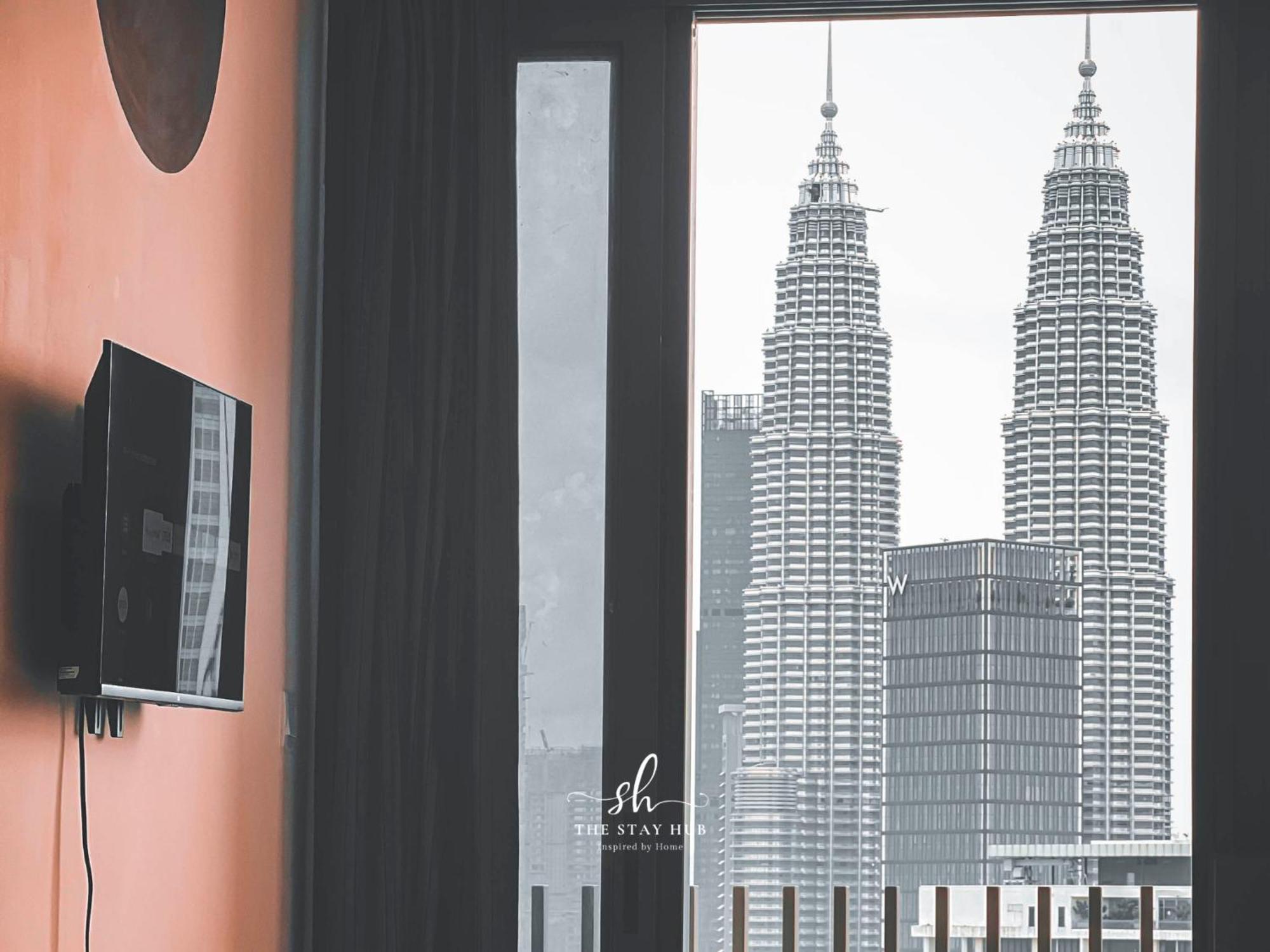 クアラルンプールThe Luxe Klcc View Sky Poolアパートメント エクステリア 写真