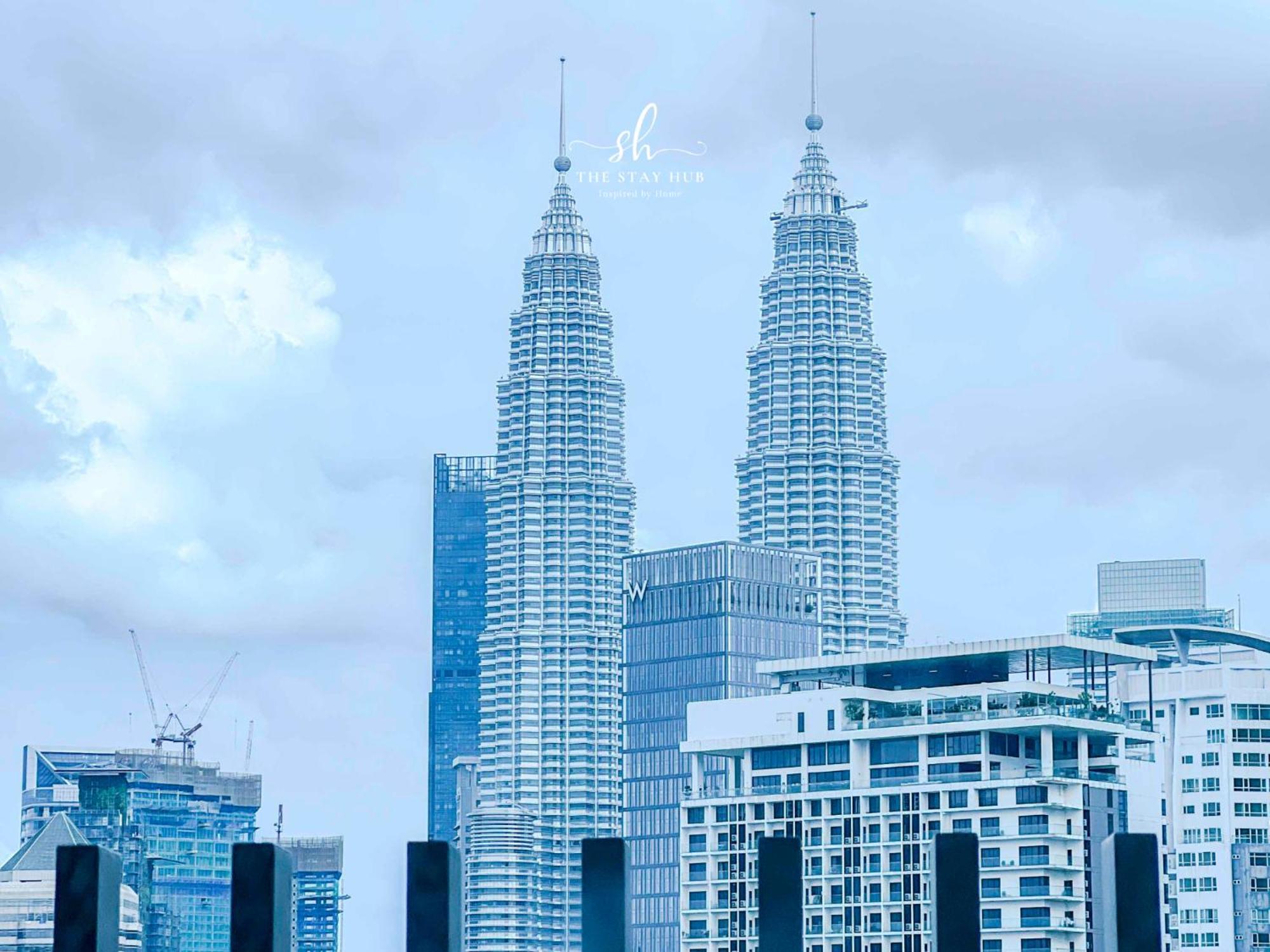 クアラルンプールThe Luxe Klcc View Sky Poolアパートメント エクステリア 写真
