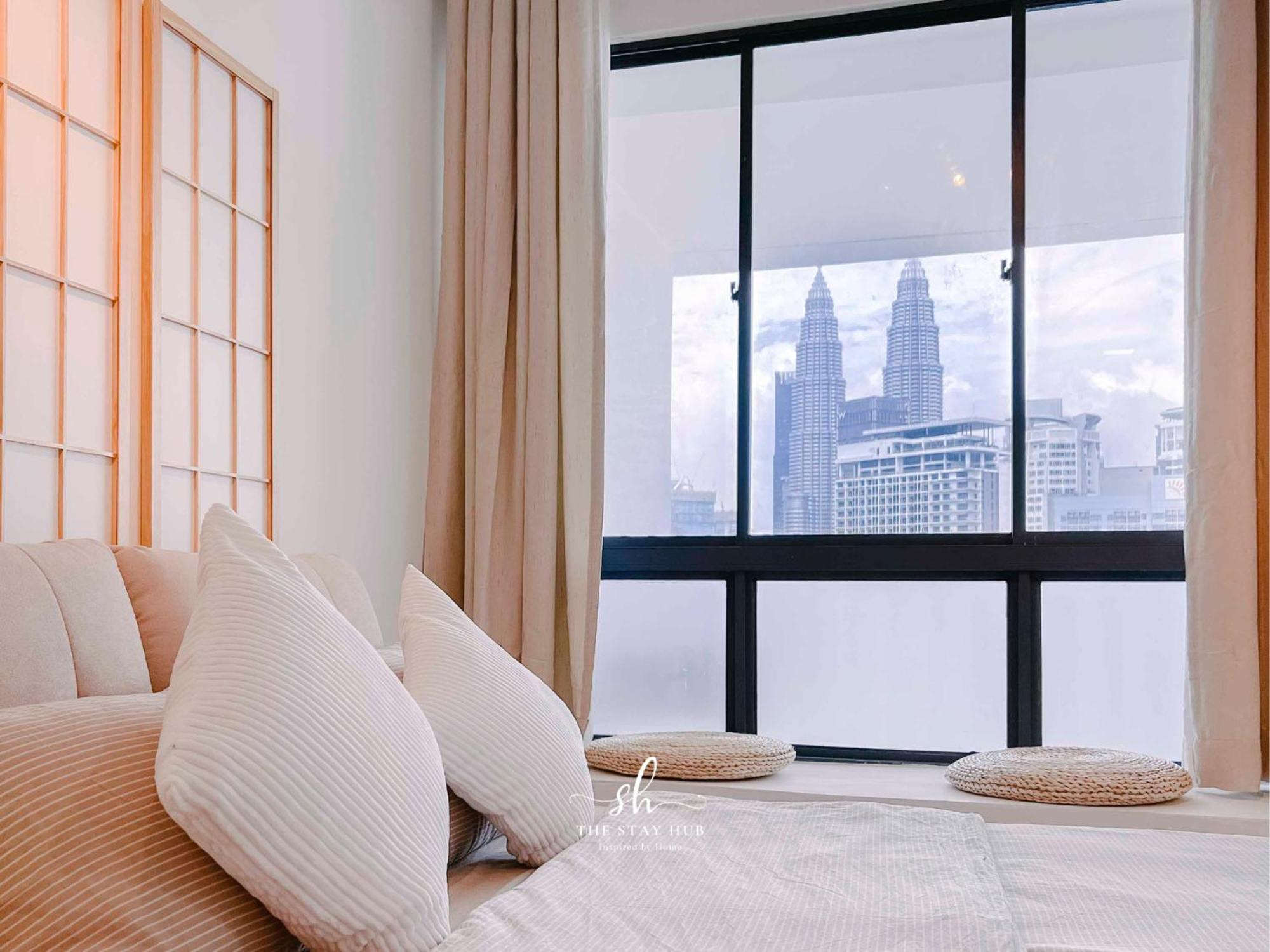 クアラルンプールThe Luxe Klcc View Sky Poolアパートメント エクステリア 写真